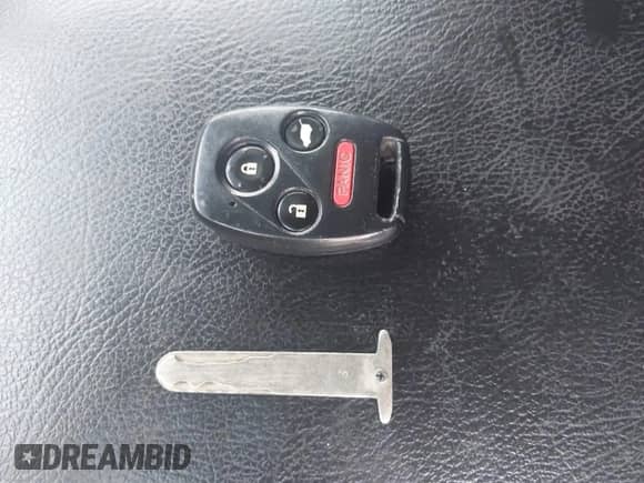 2010 Honda Pilot Touring с VIN 5FNYF4H91AB013855, выставлен на аукционе IAAI как лот 43258943 с пробегом 245 204 миль миль и . История ставок и продаж доступна на DreamBid. Изображение 11.