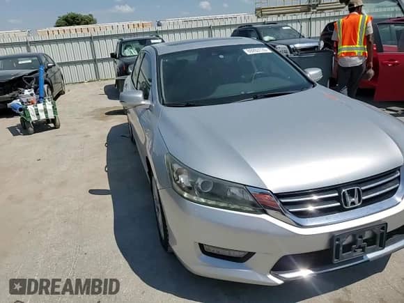 2014 Honda Accord EX-L with VIN 1HGCR3F83EA029545, listed as a Copart auction lot 69263135 with 135,347 mi miles and Salvage title. Bid and sale history available at DreamBid. Image 13.