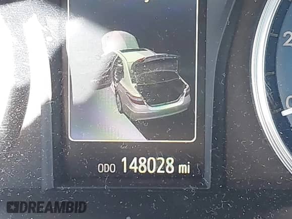 2016 Toyota Camry XLE z VIN 4T1BD1FK0GU199867, wystawiony jako IAAI lot #43473931 z przebiegiem 148 028 mil mil oraz . Historia ofert i sprzedaży dostępna na DreamBid. Obrazek 14.