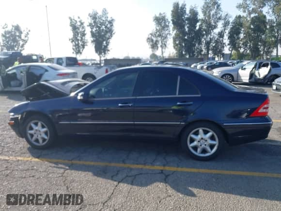 2003 Mercedes-Benz C 240 with VIN WDBRF61J23F337544, listed as a IAAI auction lot 43378482 with 172,552 mi miles and . Bid and sale history available at DreamBid. Image 14.