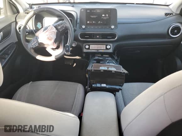 2023 Hyundai Kona SE с VIN KM8K23AG5PU173849, выставлен на аукционе Copart как лот 71311865 с пробегом 24 985 миль миль и Списание • Salvage title. История ставок и продаж доступна на DreamBid. Изображение 8.