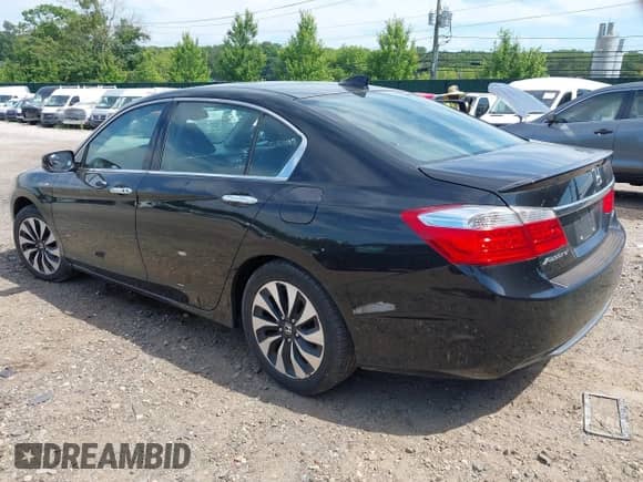 2014 Honda Accord EX-L with VIN 1HGCR6F57EA002596, listed as a IAAI auction lot 42582289 with 141,774 mi miles and . Bid and sale history available at DreamBid. Image 3.