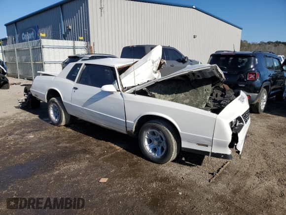 1988 Chevrolet Monte Carlo с VIN 1G1GZ11G7JP117100, выставлен на аукционе Copart как лот 82940403 с пробегом 44 705 миль миль и На запчасти • Non repairable. История ставок и продаж доступна на DreamBid. Изображение 4.