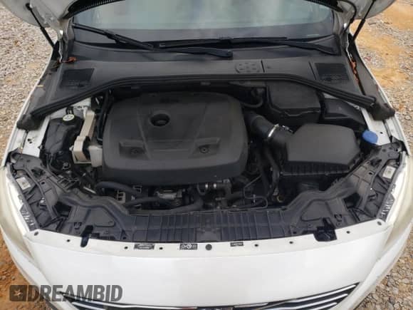 2015 Volvo S60 T5 Drive-E Platinum с VIN YV140MFM0F2355504, выставлен на аукционе Copart как лот 60310125 с пробегом 93 375 миль миль и Списание • Salvage title. История ставок и продаж доступна на DreamBid. Изображение 11.