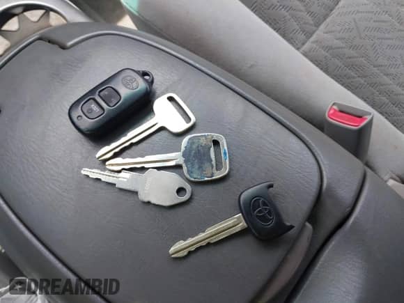 2006 Toyota Tundra Limited with VIN 5TBRT38146S478983, listed as a IAAI auction lot 42298238 with 249,549 mi miles and . Bid and sale history available at DreamBid. Image 11.