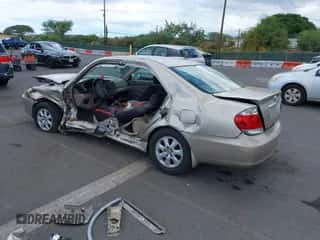 2005 Toyota Camry LE с VIN JTDBF30K150158395, выставлен на аукционе IAAI как лот 42998789 с пробегом Не указан миль и . История ставок и продаж доступна на DreamBid. Изображение 3.