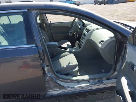 2012 Chevrolet Malibu 1FL с VIN 1G1ZA5EU3CF358054, выставлен на аукционе IAAI как лот 43209820 с пробегом 97 551 миль миль и . История ставок и продаж доступна на DreamBid. Изображение 5.