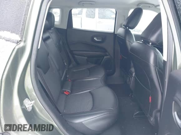 2021 Jeep Compass Trailhawk z VIN 3C4NJDDB7MT598103, wystawiony jako IAAI lot #41478590 z przebiegiem 95 036 mil mil oraz . Historia ofert i sprzedaży dostępna na DreamBid. Obrazek 8.