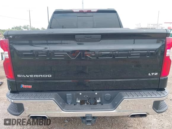 2021 Chevrolet Silverado 1500 LTZ with VIN 3GCUYGEL1MG292569, listed as a IAAI auction lot 42303348 with 43,636 mi miles and . Bid and sale history available at DreamBid. Image 17.