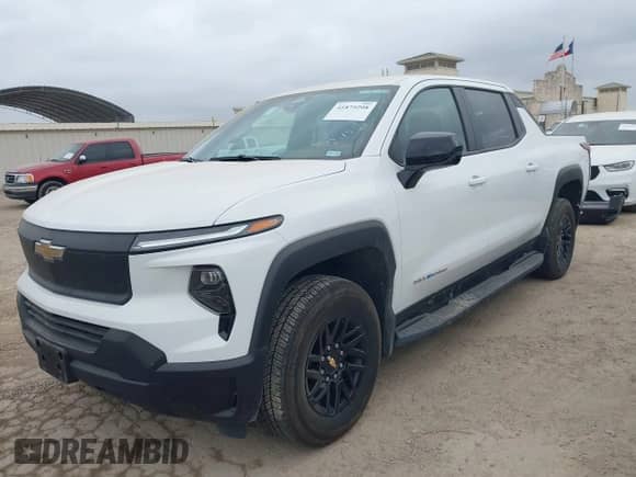 2024 Chevrolet Silverado EV Work Truck с VIN 1GC10VEL9RU200904, выставлен на аукционе IAAI как лот 41875208 с пробегом 10 823 миль миль и . История ставок и продаж доступна на DreamBid. Изображение 20.