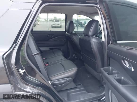 2024 Nissan Pathfinder SL с VIN 5N1DR3CA8RC211175, выставлен на аукционе IAAI как лот 43107370 с пробегом 24 675 миль миль и . История ставок и продаж доступна на DreamBid. Изображение 8.