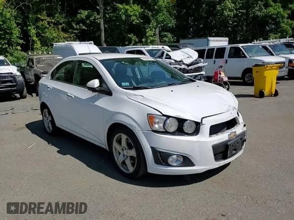 2015 Chevrolet Sonic LTZ with VIN 1G1JE5SBXF4192801, listed as a Copart auction lot 80323745 with 125,611 mi miles and Non repairable. Bid and sale history available at DreamBid. Image 13.
