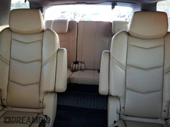 2018 Cadillac Escalade Platinum with VIN 1GYS4DKJ8JR243041, listed as a Copart auction lot 44907505 with 46,763 mi miles and Salvage title. Bid and sale history available at DreamBid. Image 10.