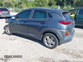 2018 Hyundai Kona SE с VIN KM8K1CAA0JU183288, выставлен на аукционе IAAI как лот 43224409 с пробегом 114 326 миль миль и . История ставок и продаж доступна на DreamBid. Изображение 3.