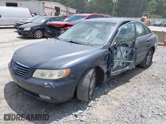 2007 Hyundai Azera GLS с VIN KMHFC46D47A211818, выставлен на аукционе IAAI как лот 42818884 с пробегом 81 850 миль миль и . История ставок и продаж доступна на DreamBid. Изображение 17.