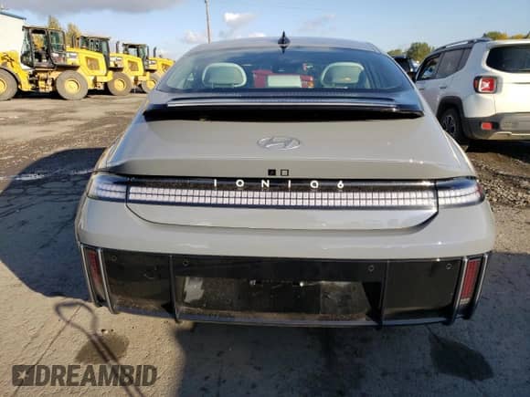 2023 Hyundai Ioniq 6 Preferred с VIN KMHM34ACXPA022600, выставлен на аукционе Copart как лот 75378813 с пробегом 3 119 миль миль и . История ставок и продаж доступна на DreamBid. Изображение 6.