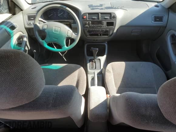 1998 Honda Civic z VIN 2HGEJ6682WH905378, wystawiony jako Copart lot #67458325 z przebiegiem 200 442 mil mil oraz Szkoda całkowita • Salvage title. Historia ofert i sprzedaży dostępna na DreamBid. Obrazek 8.