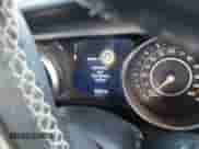 2021 Jeep Wrangler Unlimited Sahara Altitude z VIN 1C4HJXEN9MW645794, wystawiony jako IAAI lot #41807183 z przebiegiem 84 043 mil mil oraz . Historia ofert i sprzedaży dostępna na DreamBid. Obrazek 7.