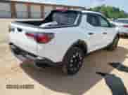 2025 Hyundai Santa Cruz SEL с VIN 5NTJB4DE7SH129243, выставлен на аукционе IAAI как лот 42003602 с пробегом 2 828 миль миль и . История ставок и продаж доступна на DreamBid. Изображение 4.