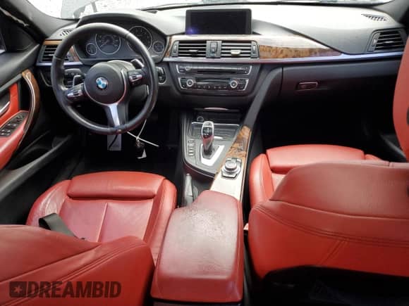 2013 BMW 3 Series 335i с VIN WBA3A9C52DF476949, выставлен на аукционе Copart как лот 81260295 с пробегом Не указан миль и Списание • Salvage title. История ставок и продаж доступна на DreamBid. Изображение 8.
