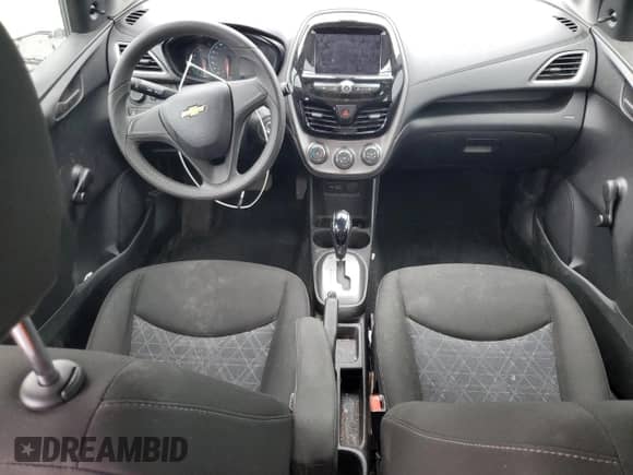 2021 Chevrolet Spark LS z VIN KL8CB6SA6MC738480, wystawiony jako Copart lot #69924775 z przebiegiem 70 669 mil mil oraz Szkoda całkowita • Salvage title. Historia ofert i sprzedaży dostępna na DreamBid. Obrazek 8.