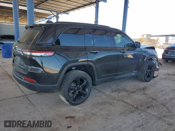 2023 Jeep Grand Cherokee Limited z VIN 1C4RJGBG2P8740703, wystawiony jako Copart lot #67672675 z przebiegiem 35 901 mil mil oraz Szkoda całkowita • Salvage title. Historia ofert i sprzedaży dostępna na DreamBid. Obrazek 3.