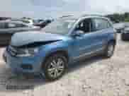 2017 Volkswagen Tiguan S с VIN WVGAV7AX7HK002222, выставлен на аукционе Copart как лот 68450695 с пробегом 112 735 миль миль и Списание • Salvage title. История ставок и продаж доступна на DreamBid. Изображение 1.