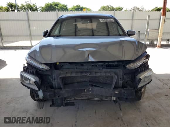 2019 Hyundai Kona SE with VIN KM8K12AA3KU208910, listed as a Copart auction lot 89709305 with 103,791 mi miles and Clean title. Bid and sale history available at DreamBid. Image 5.
