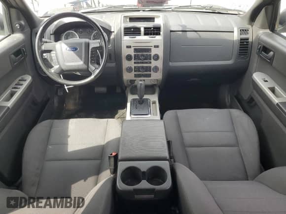 2011 Ford Escape XLT с VIN 1FMCU9DG3BKC58433, выставлен на аукционе Copart как лот 71597035 с пробегом 164 068 миль миль и Чистый • Clean title. История ставок и продаж доступна на DreamBid. Изображение 8.