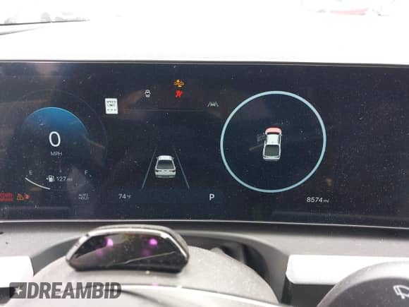 2025 Hyundai Santa Cruz Limited z VIN 5NTJEDDF1SH134728, wystawiony jako IAAI lot #43096606 z przebiegiem 8 574 mil mil oraz . Historia ofert i sprzedaży dostępna na DreamBid. Obrazek 7.