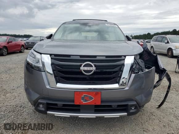 2022 Nissan Pathfinder Platinum with VIN 5N1DR3DJ3NC260874, listed as a Copart auction lot 67909945 with 32,801 mi miles and Salvage title. Bid and sale history available at DreamBid. Image 5.
