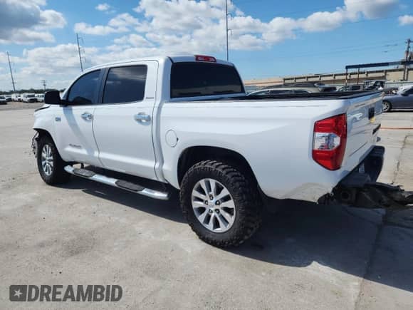 2016 Toyota Tundra Limited z VIN 5TFFW5F15GX210567, wystawiony jako Copart lot #86162655 z przebiegiem 110 352 mil mil oraz Szkoda całkowita • Salvage title. Historia ofert i sprzedaży dostępna na DreamBid. Obrazek 2.