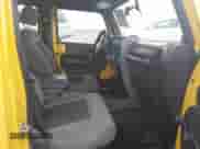 2008 Jeep Wrangler Unlimited X z VIN 1J4GA39188L645430, wystawiony jako IAAI lot #41931639 z przebiegiem 172 837 mil mil oraz . Historia ofert i sprzedaży dostępna na DreamBid. Obrazek 5.