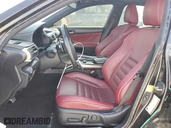 2019 Lexus IS 350 с VIN JTHBZ1D25K5034472, выставлен на аукционе Copart как лот 74623274 с пробегом 67 089 миль миль и Списание • Salvage title. История ставок и продаж доступна на DreamBid. Изображение 7.