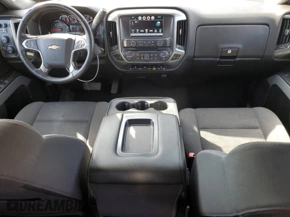 2017 Chevrolet Silverado 1500 LT z VIN 1GCVKREC4HZ407950, wystawiony jako Copart lot #50971165 z przebiegiem 147 454 mil mil oraz Szkoda całkowita • Salvage title. Historia ofert i sprzedaży dostępna na DreamBid. Obrazek 8.