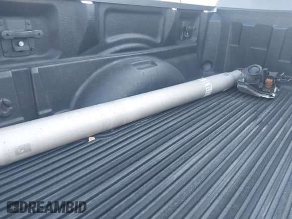 2015 Ford F-150 XLT z VIN 1FTFX1EG5FFA30778, wystawiony jako IAAI lot #41760994 z przebiegiem 106 939 mil mil oraz . Historia ofert i sprzedaży dostępna na DreamBid. Obrazek 12.