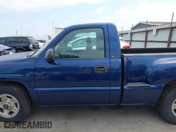 2000 GMC Sierra 1500 SL с VIN 1GTEC14W8YZ228031, выставлен на аукционе IAAI как лот 42003157 с пробегом 232 256 миль миль и . История ставок и продаж доступна на DreamBid. Изображение 15.
