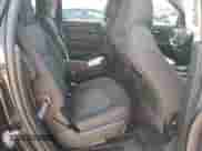 2017 Chevrolet Traverse LT z VIN 1GNKRGKD3HJ167862, wystawiony jako Copart lot #70682935 z przebiegiem 126 731 mil mil oraz Szkoda całkowita • Salvage title. Historia ofert i sprzedaży dostępna na DreamBid. Obrazek 11.