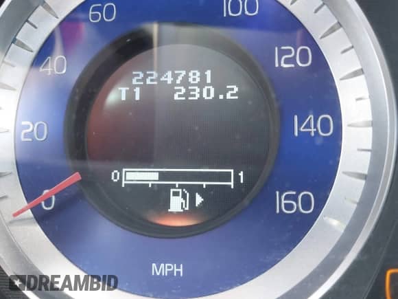 2012 Volvo S60 T6 с VIN YV1902FH9C2127803, выставлен на аукционе IAAI как лот 42084082 с пробегом 224 781 миль миль и . История ставок и продаж доступна на DreamBid. Изображение 16.