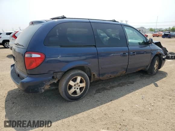 2005 Dodge Caravan SXT with VIN 2D4GP44L65R557890, listed as a Copart auction lot 60318775 with Not provided miles and Salvage title. Bid and sale history available at DreamBid. Image 3.