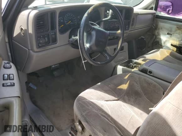 2000 GMC Sierra 1500 SLE with VIN 2GTEC19T3Y1269898, listed as a Copart auction lot 70453945 with 418,841 mi miles and Salvage title. Bid and sale history available at DreamBid. Image 8.