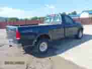2003 Ford F-150 XL z VIN 1FTRF18WX3NA70701, wystawiony jako IAAI lot #42384209 z przebiegiem 90 565 mil mil oraz . Historia ofert i sprzedaży dostępna na DreamBid. Obrazek 4.