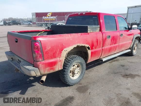 2004 Chevrolet Silverado 2500 LS с VIN 1GCGK23U64F228378, выставлен на аукционе IAAI как лот 41972236 с пробегом 228 119 миль миль и . История ставок и продаж доступна на DreamBid. Изображение 4.