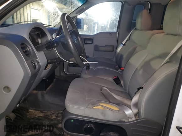 2007 Ford F-150 XL with VIN 1FTRF14VX7KB40508, listed as a Copart auction lot 86627524 with 143,868 mi miles and Clean title. Bid and sale history available at DreamBid. Image 7.