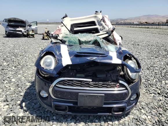2015 MINI Hardtop S with VIN WMWXP7C50F2A37623, listed as a Copart auction lot 59178325 with Not provided miles and Salvage title. Bid and sale history available at DreamBid. Image 5.