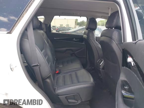 2016 Kia Sorento SX z VIN 5XYPK4A50GG109816, wystawiony jako IAAI lot #42319931 z przebiegiem 170 539 mil mil oraz . Historia ofert i sprzedaży dostępna na DreamBid. Obrazek 8.