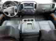 2015 Chevrolet Silverado 1500 LTZ z VIN 1GCVKSEC9FZ170389, wystawiony jako Copart lot #65356595 z przebiegiem 102 268 mil mil oraz Szkoda całkowita • Salvage title. Historia ofert i sprzedaży dostępna na DreamBid. Obrazek 8.