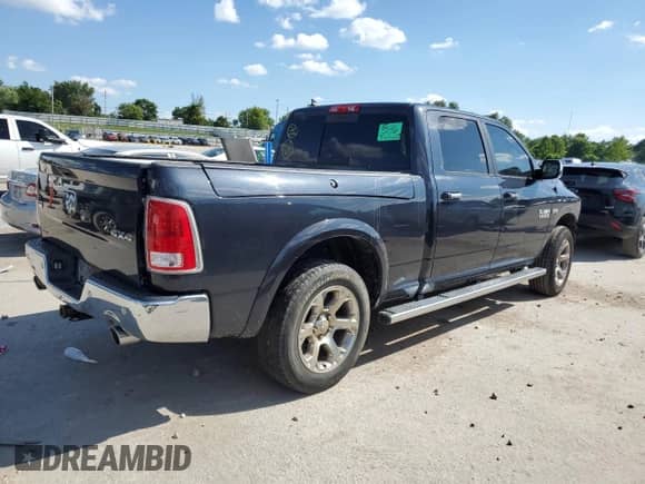 2016 Ram 1500 Laramie z VIN 1C6RR7VT6GS268937, wystawiony jako Copart lot #62875935 z przebiegiem 145 060 mil mil oraz Szkoda całkowita • Salvage title. Historia ofert i sprzedaży dostępna na DreamBid. Obrazek 3.