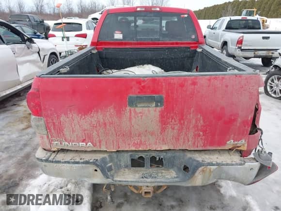 2008 Toyota Tundra Limited с VIN 5TBBV58108S516266, выставлен на аукционе IAAI как лот 41596649 с пробегом 324 609 миль миль и . История ставок и продаж доступна на DreamBid. Изображение 16.