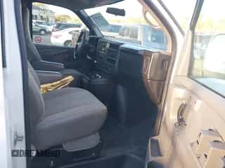 2008 Chevrolet City Express Cargo с VIN 1GCFH154981229481, выставлен на аукционе IAAI как лот 43519932 с пробегом 268 348 миль миль и . История ставок и продаж доступна на DreamBid. Изображение 5.